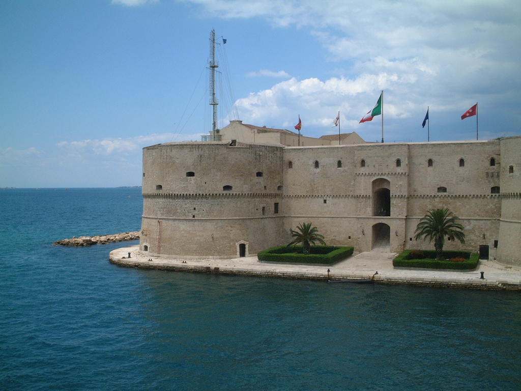 Dimora Mariu Taranto Exterior foto