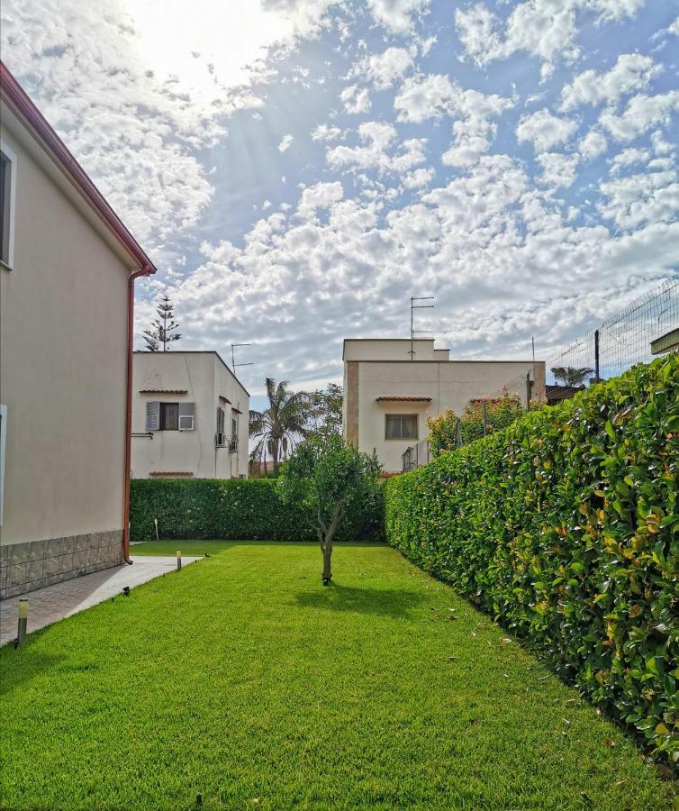 Dimora Mariu Taranto Exterior foto